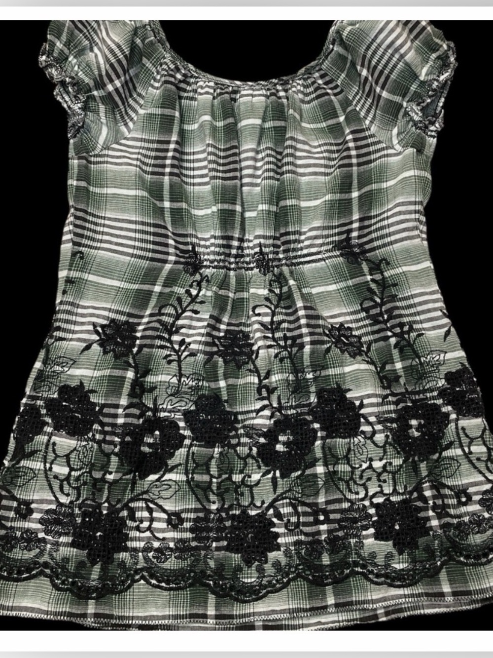 Studio M Green Plaid Dress with Black Floral embroidered - Picture 6 of 7
